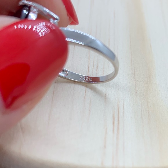 🌟Host Pick🌟 Amethyst Silver Ring - Picture 6 of 6